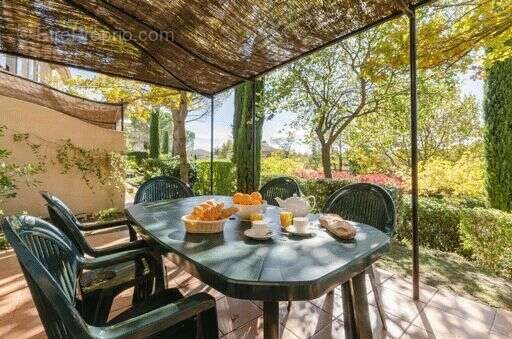 Appartement à vendre, 30m², Mallemort
