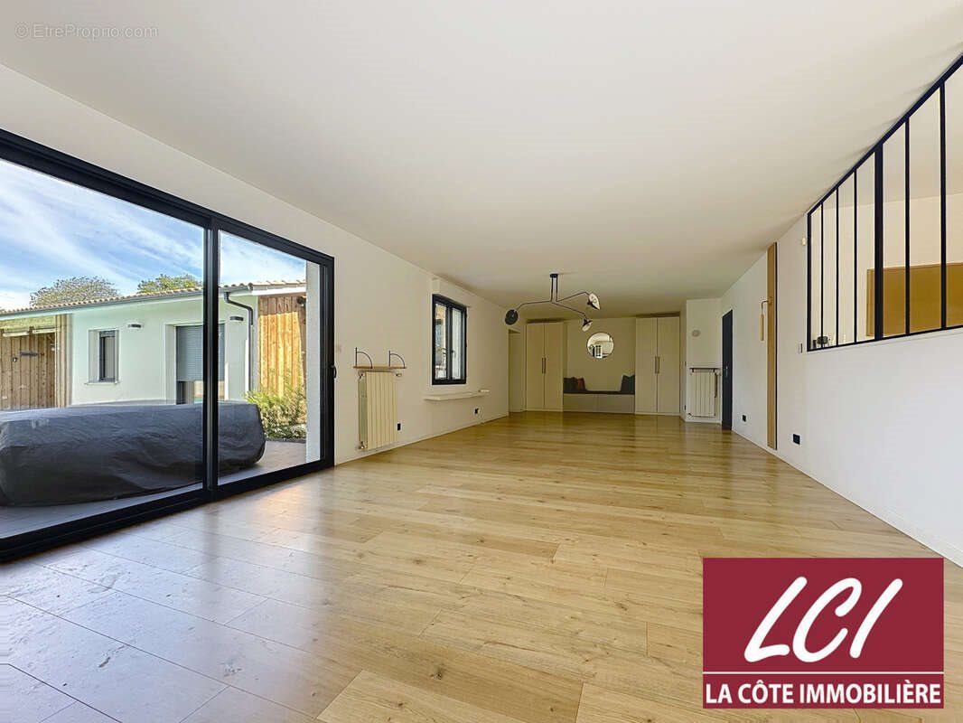 Maison à vendre, 192m², Gujan-Mestras