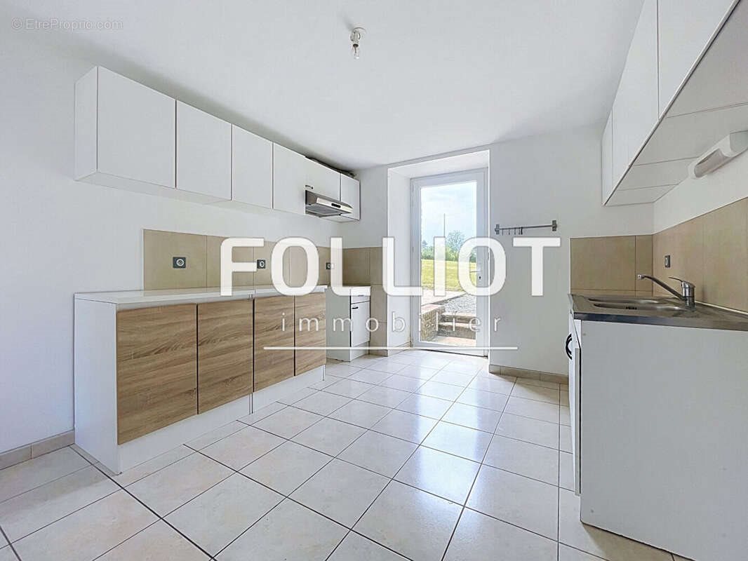 Maison à vendre, 136m², Dangy