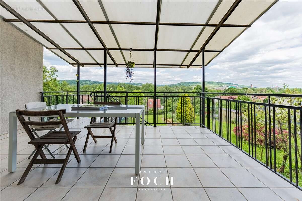 Maison à vendre, 106m², Pont-Saint-Vincent