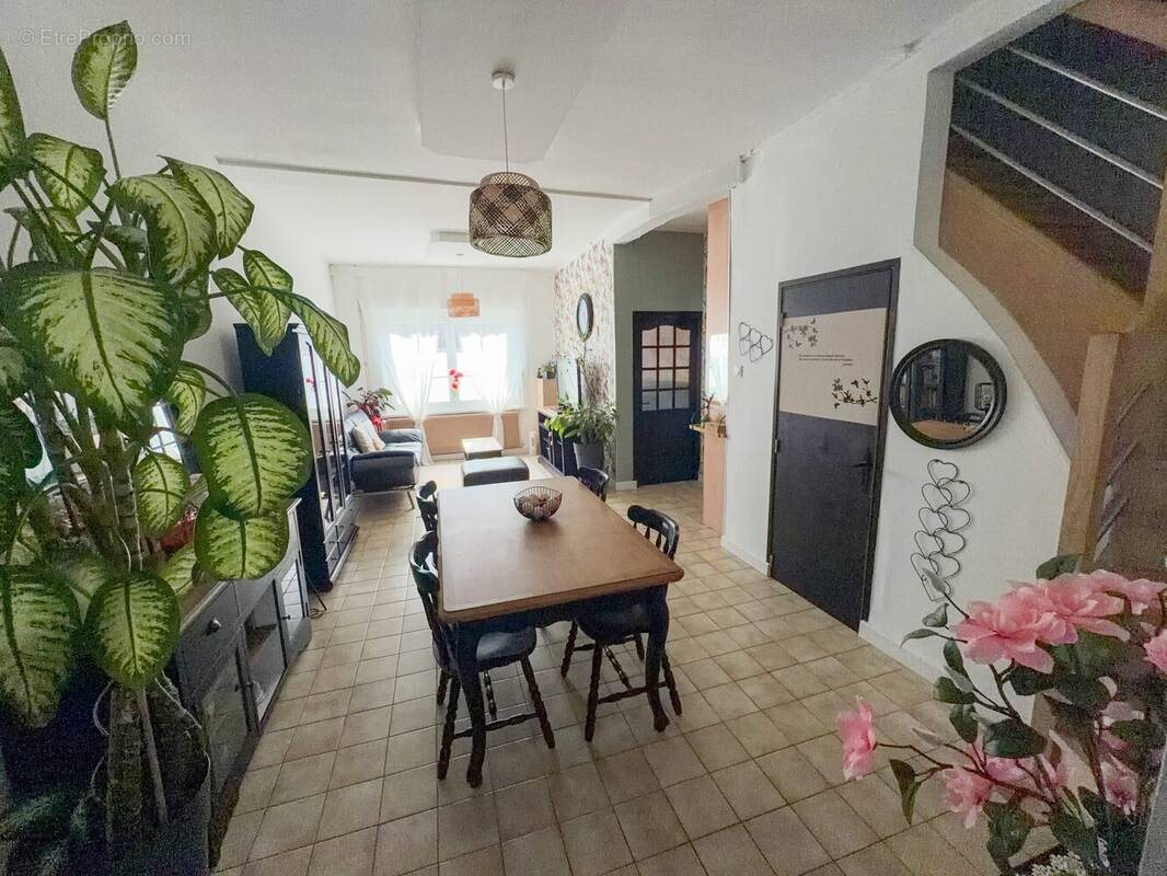 Maison à vendre, 94m², Leers