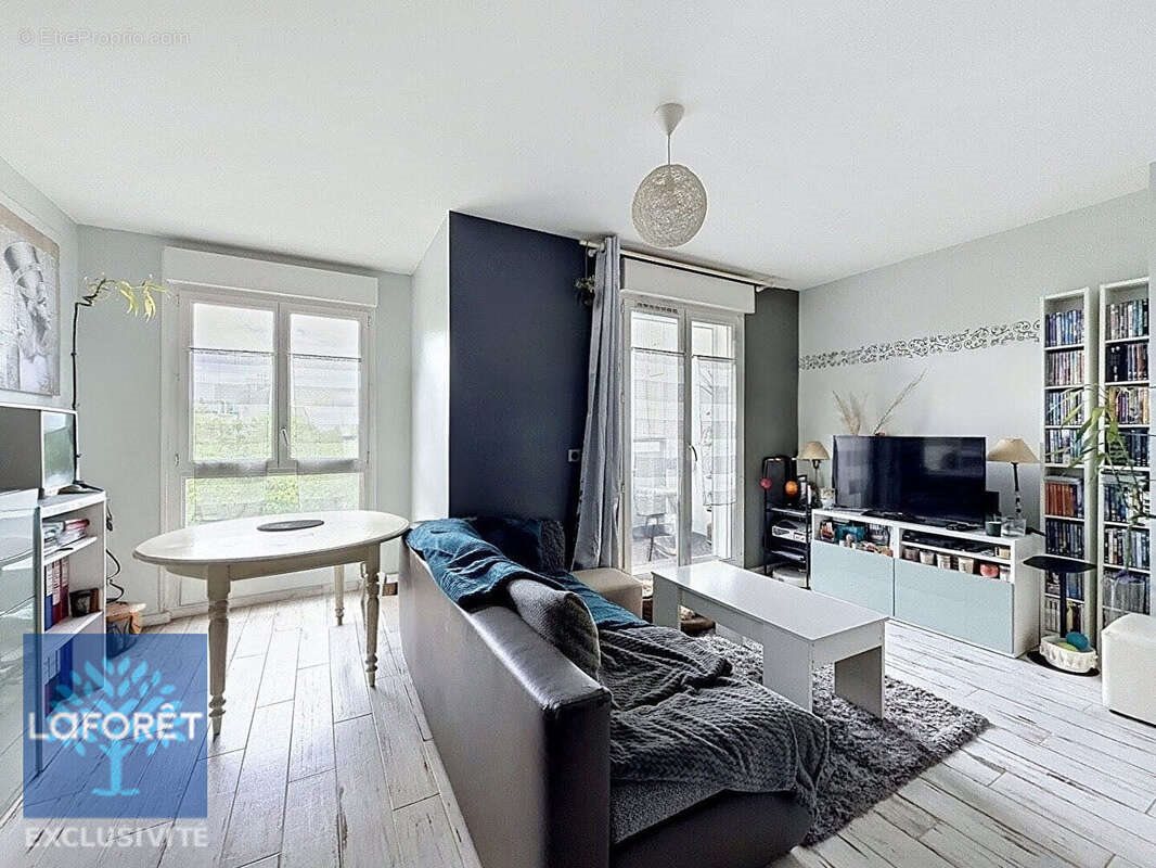 Appartement à vendre, 48m², Cergy