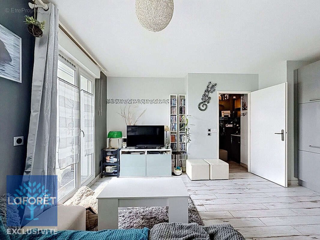 Appartement à vendre, 48m², Cergy