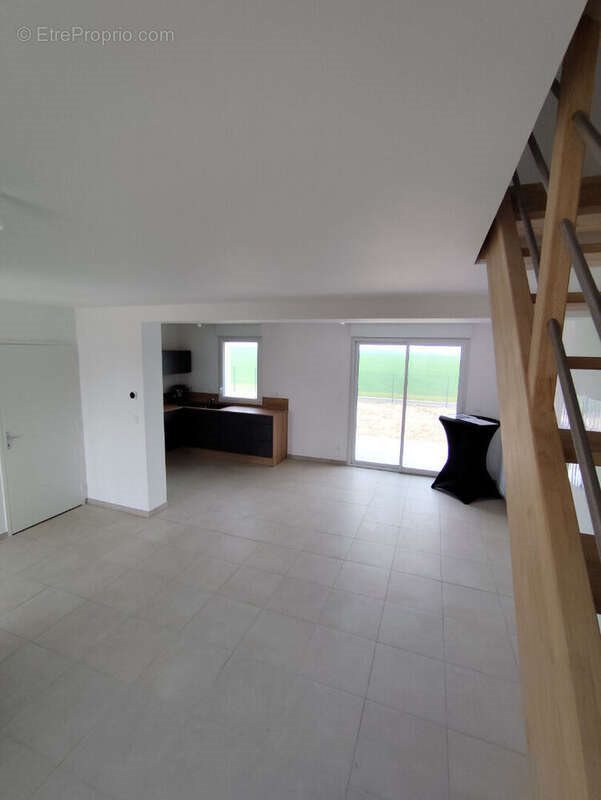 Maison à vendre, 95m², Cierrey