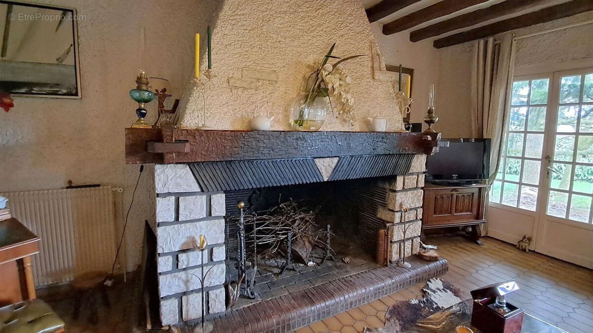 Maison à vendre, 201m², Crucey-Villages