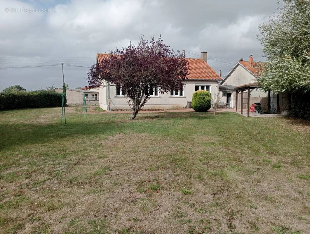 Maison à vendre, 82m², Thouars
