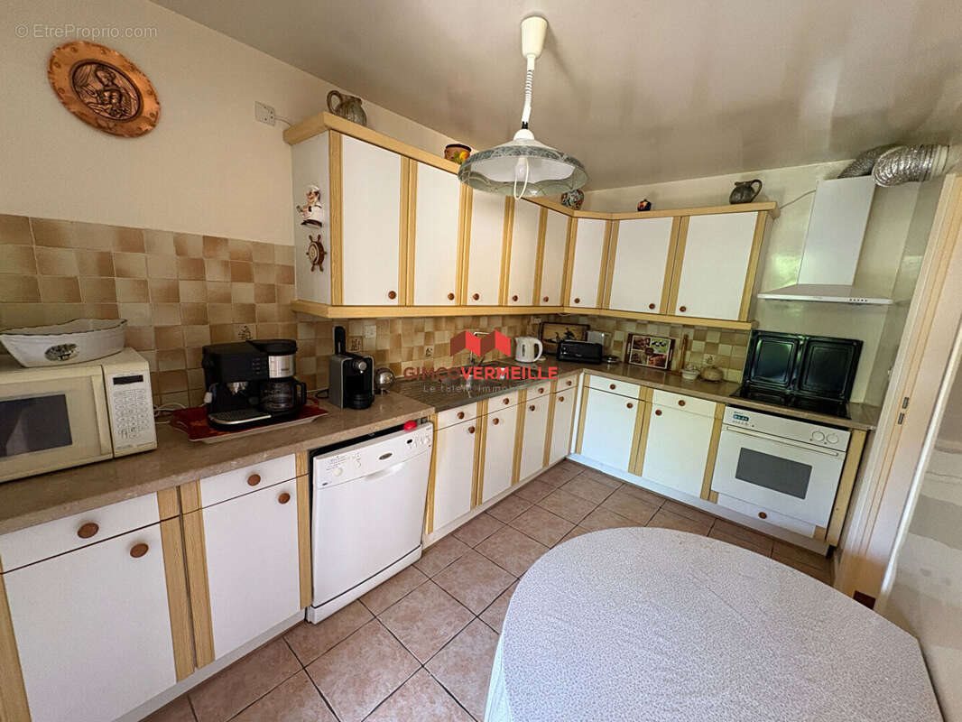 Appartement à vendre, 68m², Buc