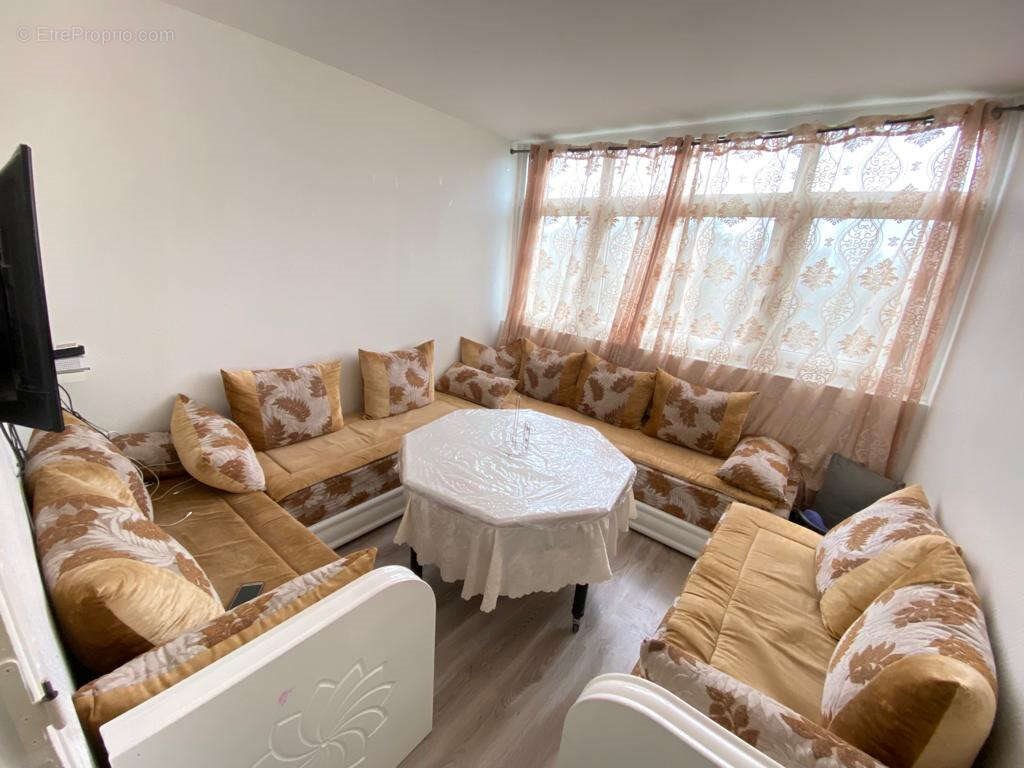 Appartement à vendre, 55m², Evry