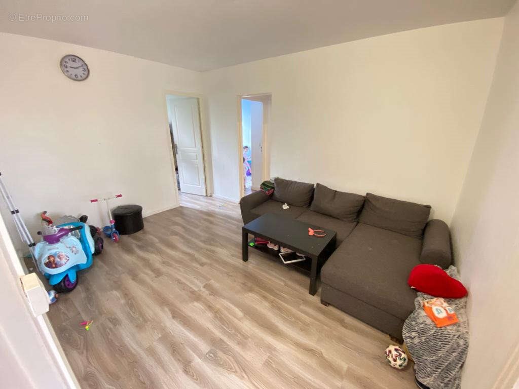 Appartement à vendre, 55m², Evry