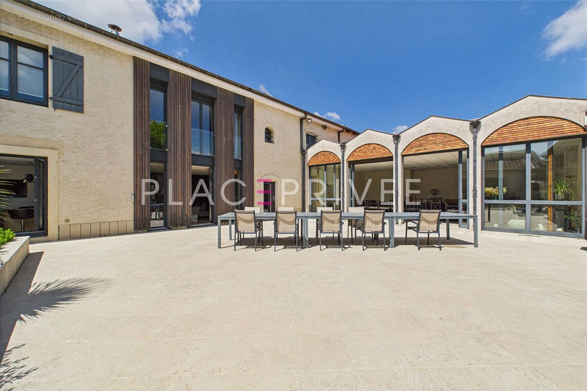Maison à vendre, 540m², Flavigny-sur-Moselle