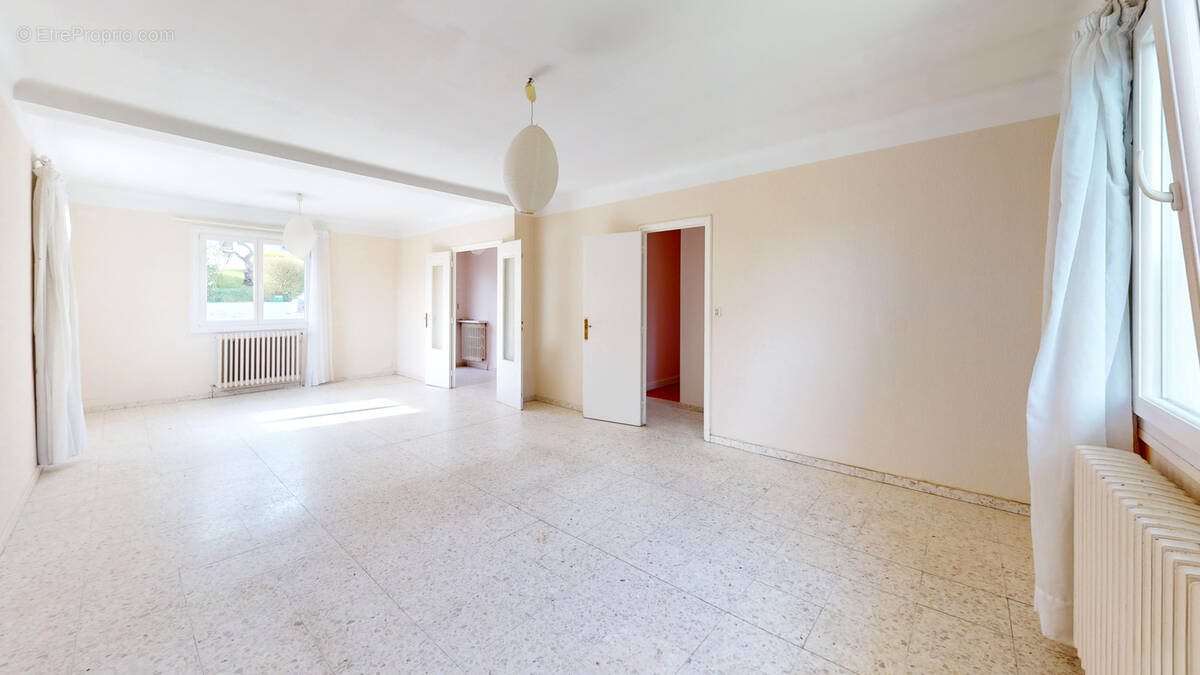 Maison à vendre, 199m², Saint-Pierre-d'Irube