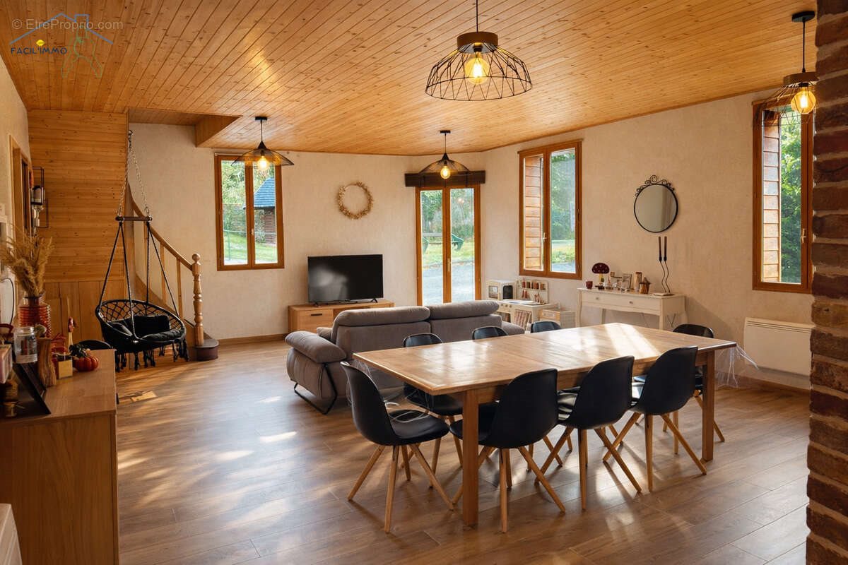Maison à vendre, 140m², Hallencourt