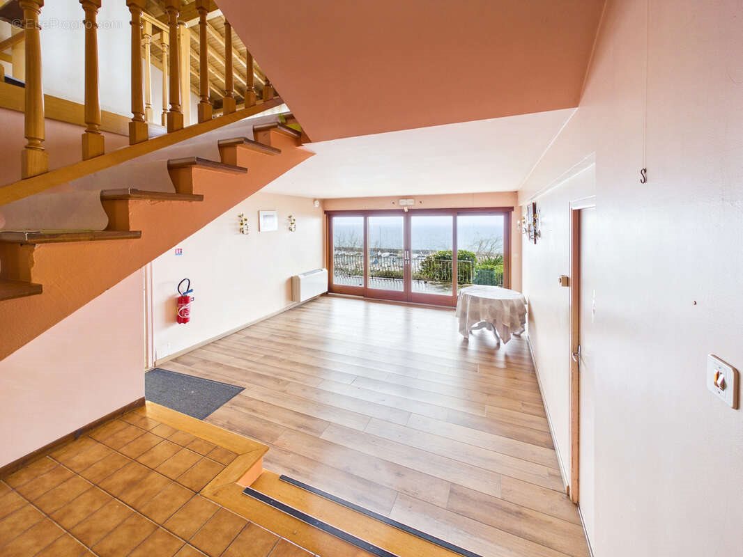 Maison à vendre, 240m², Yvoire