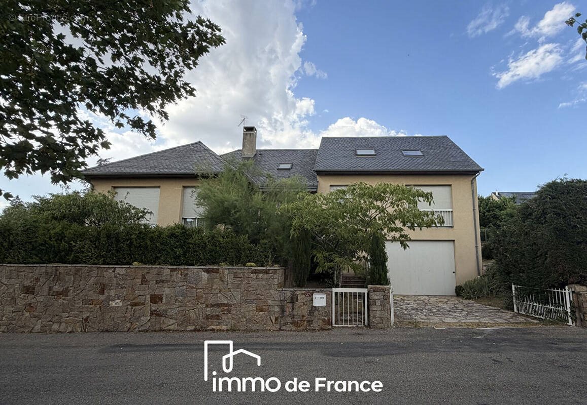 Maison à vendre, 220m², Sainte-Radegonde