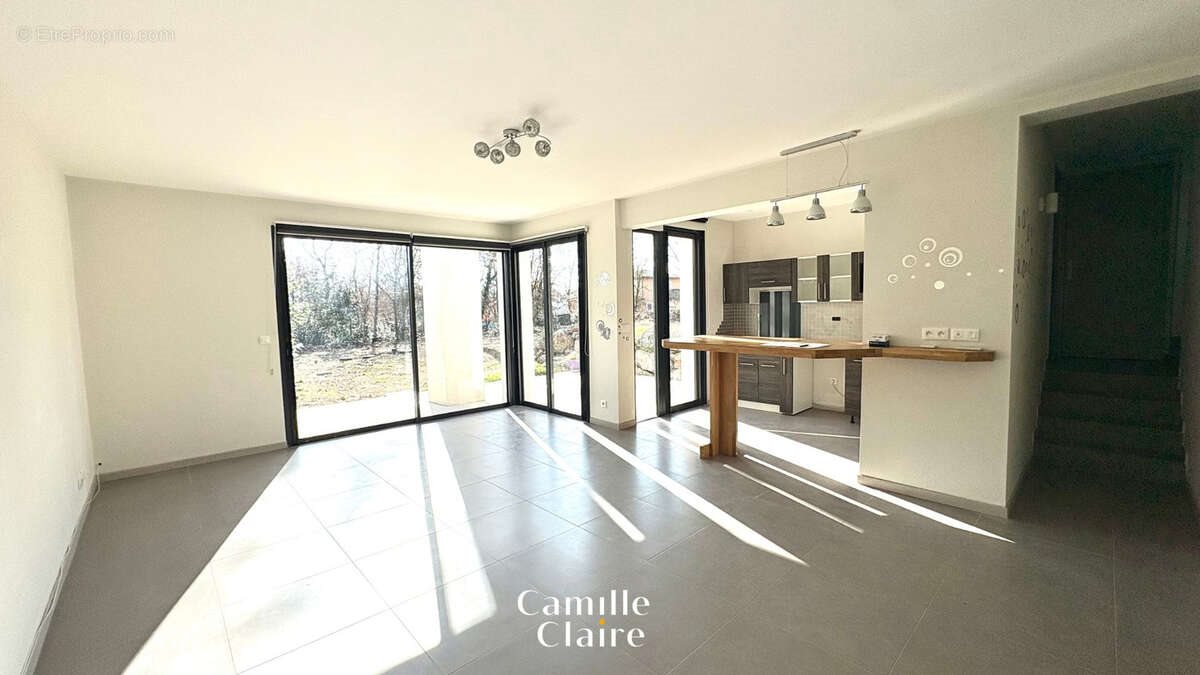 Maison à vendre, 118m², Saint-Maximin-la-Sainte-Baume