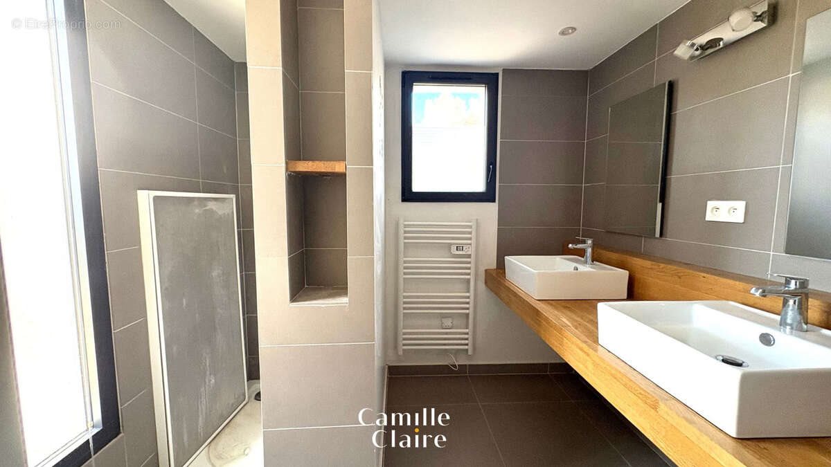 Maison à vendre, 118m², Saint-Maximin-la-Sainte-Baume