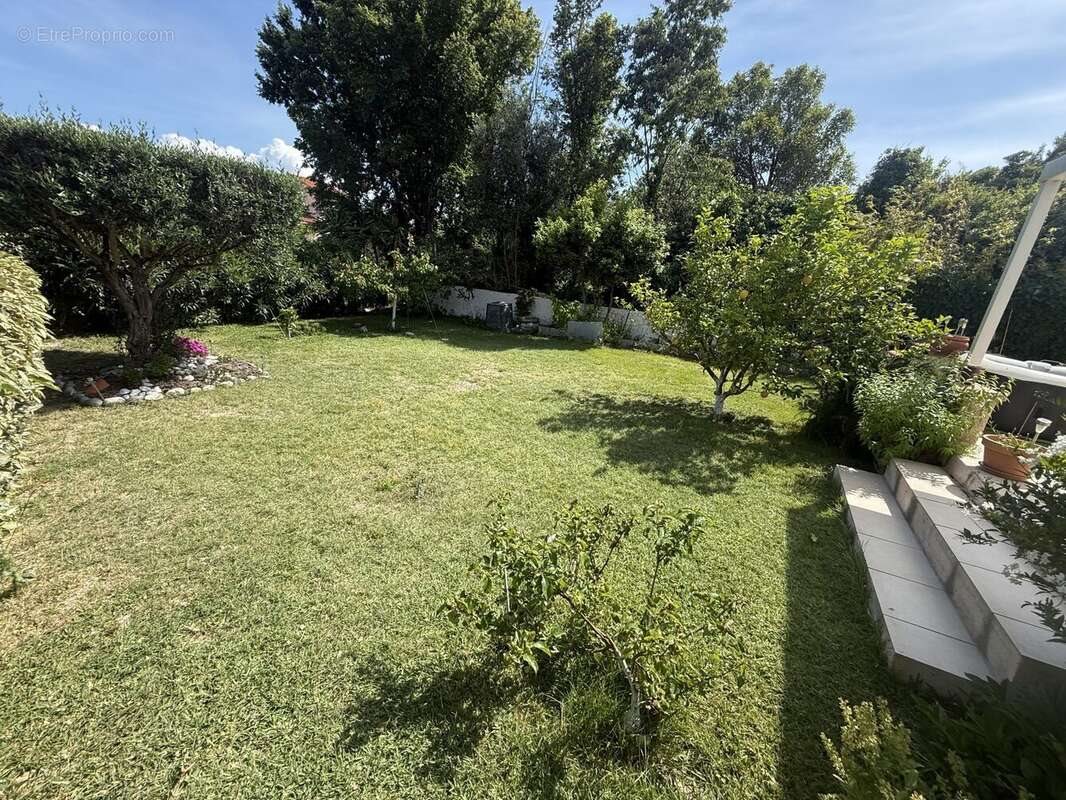 Maison à vendre, 167m², Ponteilla