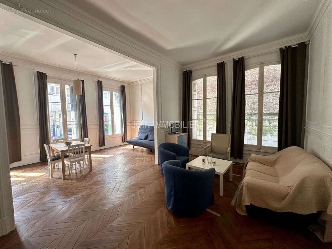 Appartement à vendre, 185m², Dieppe