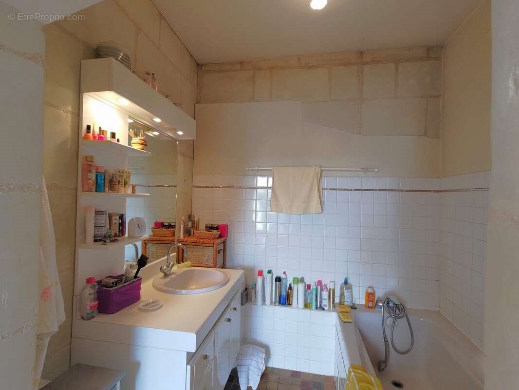Maison à vendre, 204m², Montreuil-Bellay