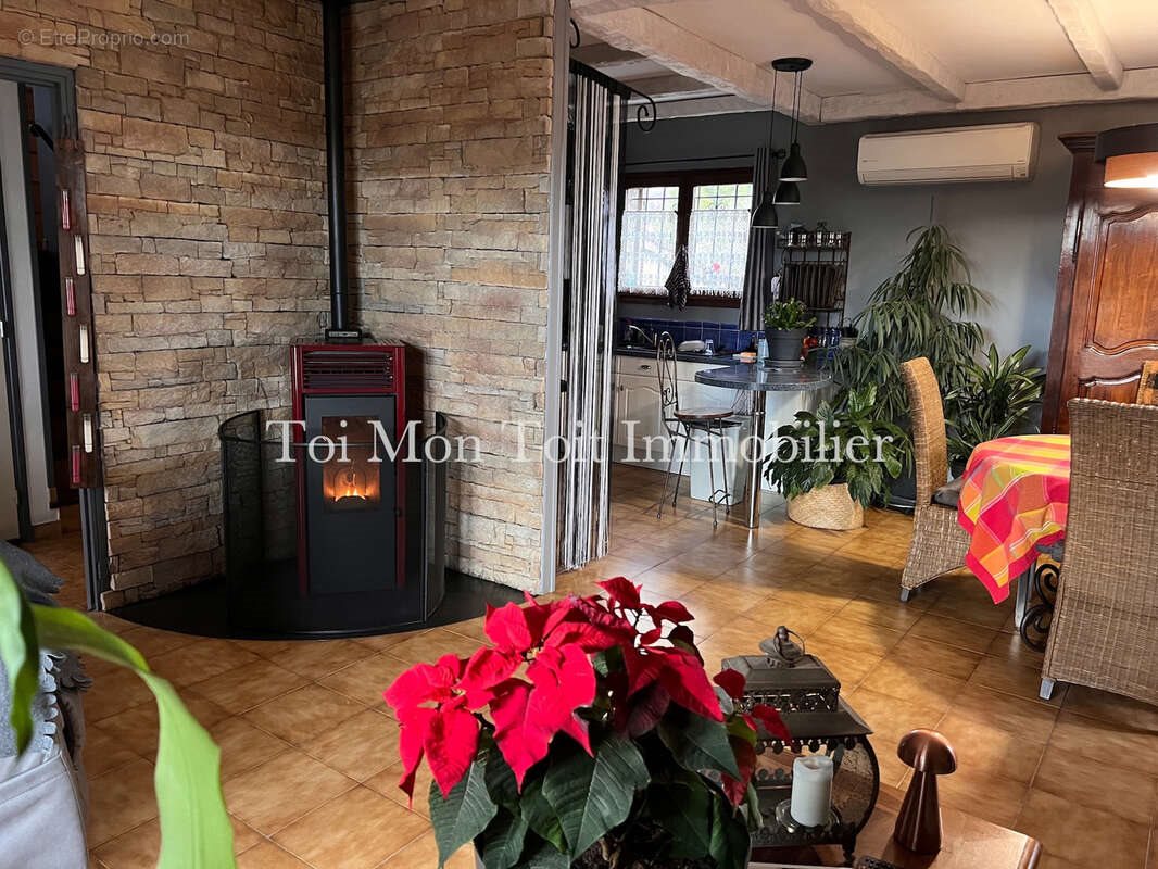 Maison à vendre, 112m², Durfort-et-Saint-Martin-de-Sossenac