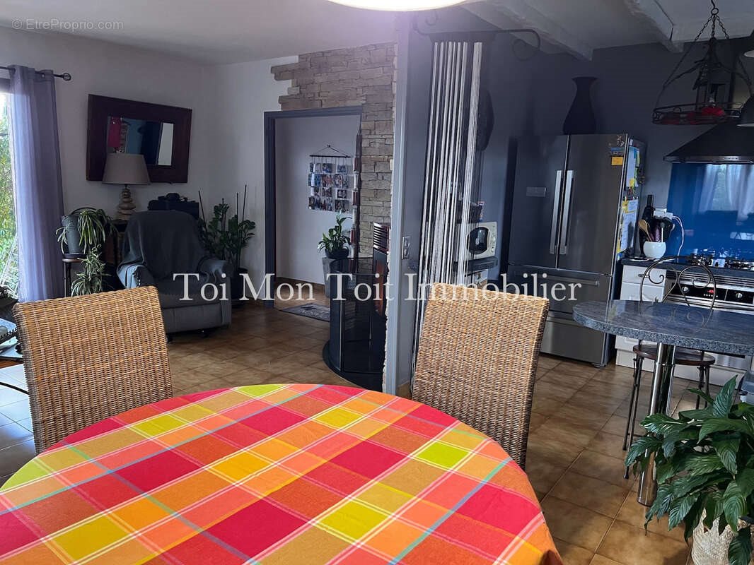 Maison à vendre, 112m², Durfort-et-Saint-Martin-de-Sossenac