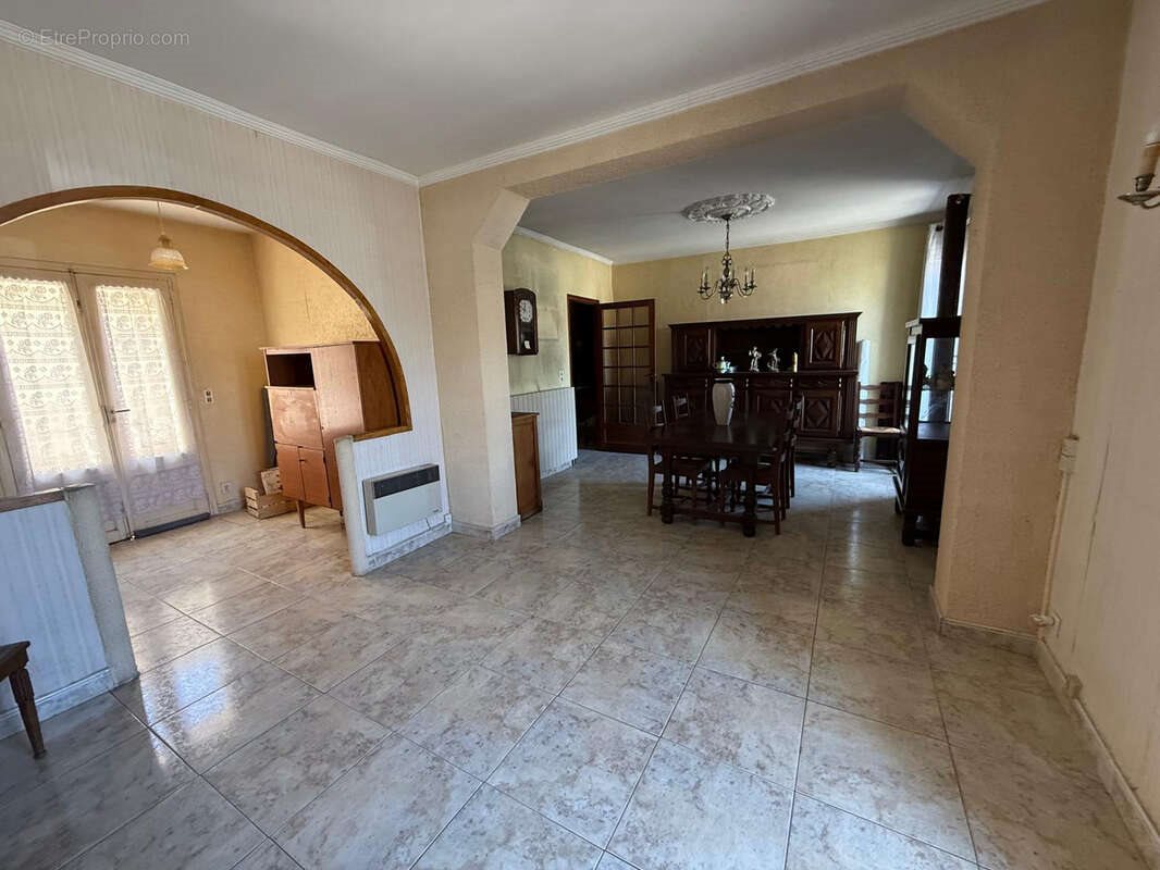 Maison à vendre, 160m², Montagnac