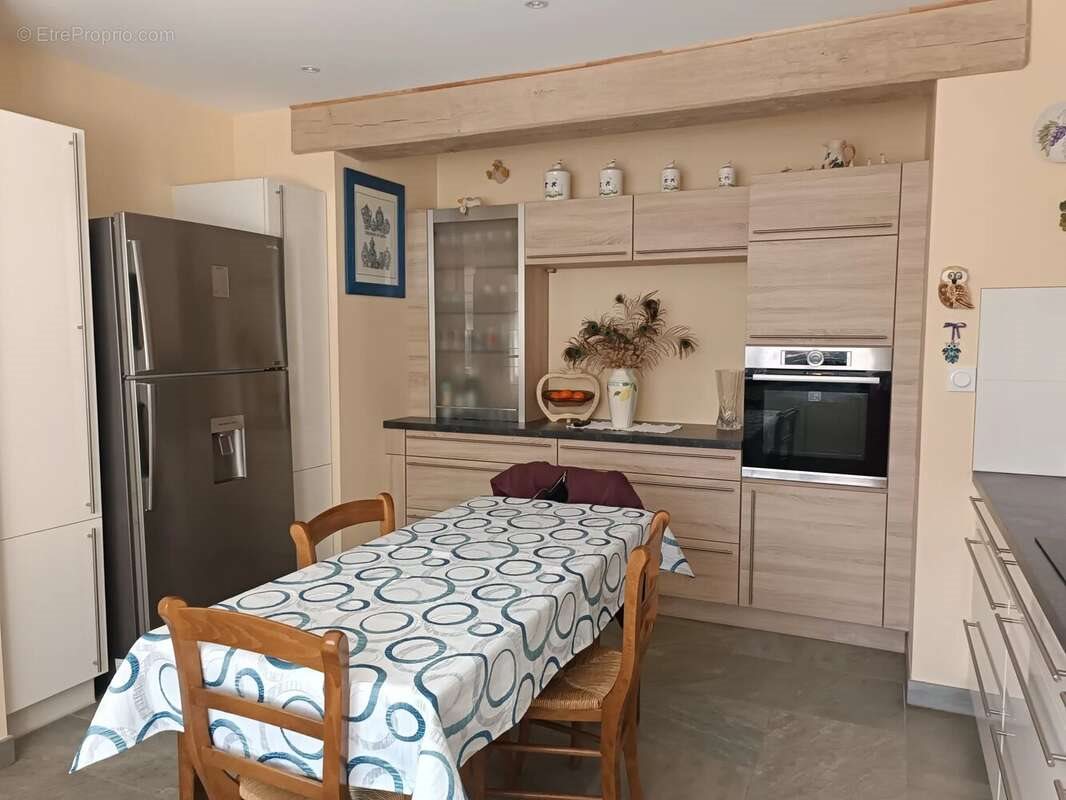 Maison à vendre, 145m², Montmorillon