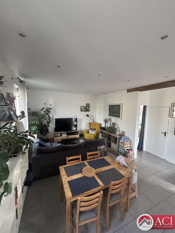 Maison à vendre, 87m², Bornel