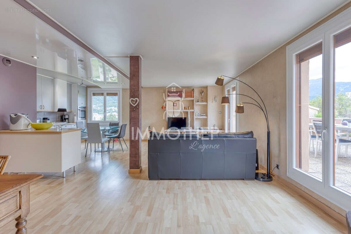 Appartement à vendre, 108m², Voiron