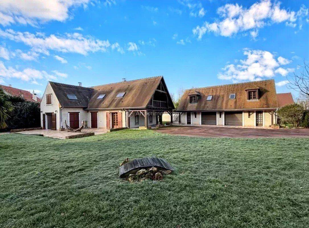 Maison à vendre, 160m², Cély-en-Bière