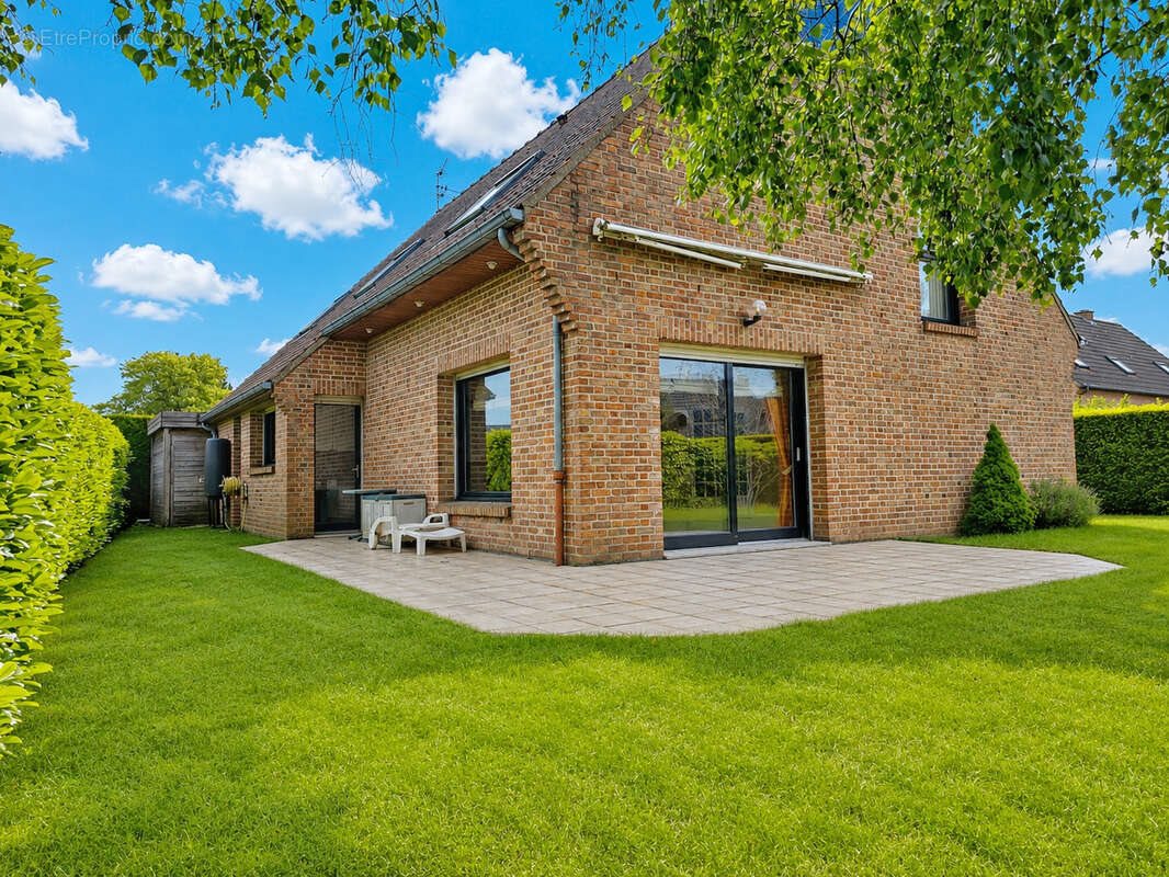 Maison à vendre, 134m², Lys-lez-Lannoy