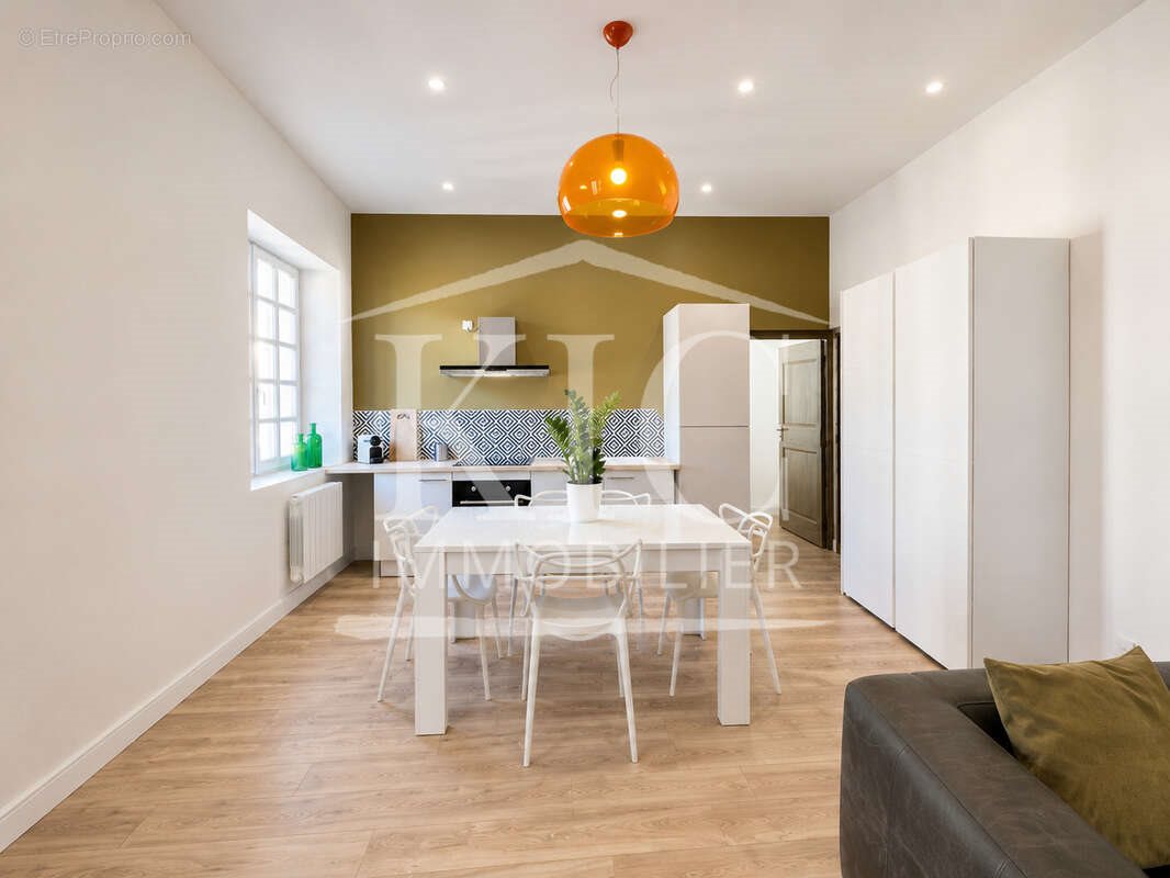 Appartement à vendre, 93m², Carcassonne