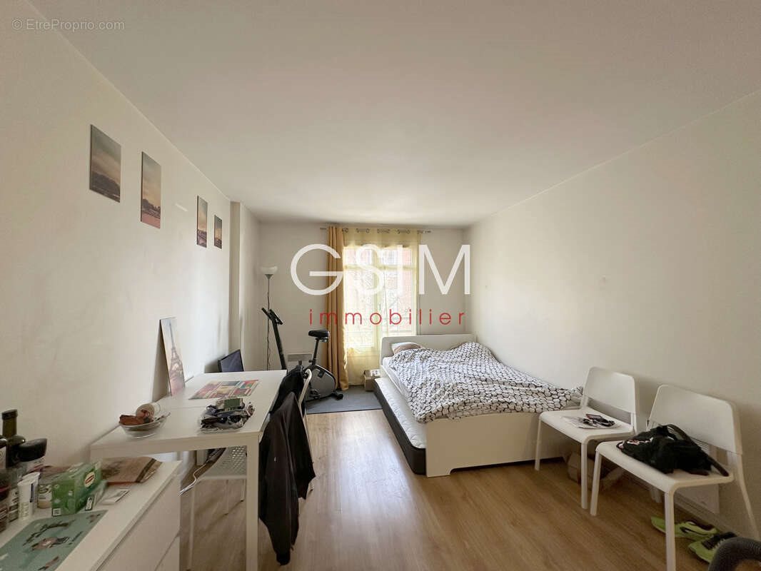 Appartement à vendre, 28m², Garches