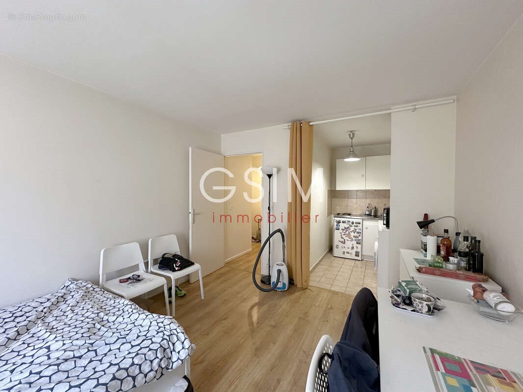 Appartement à vendre, 28m², Garches