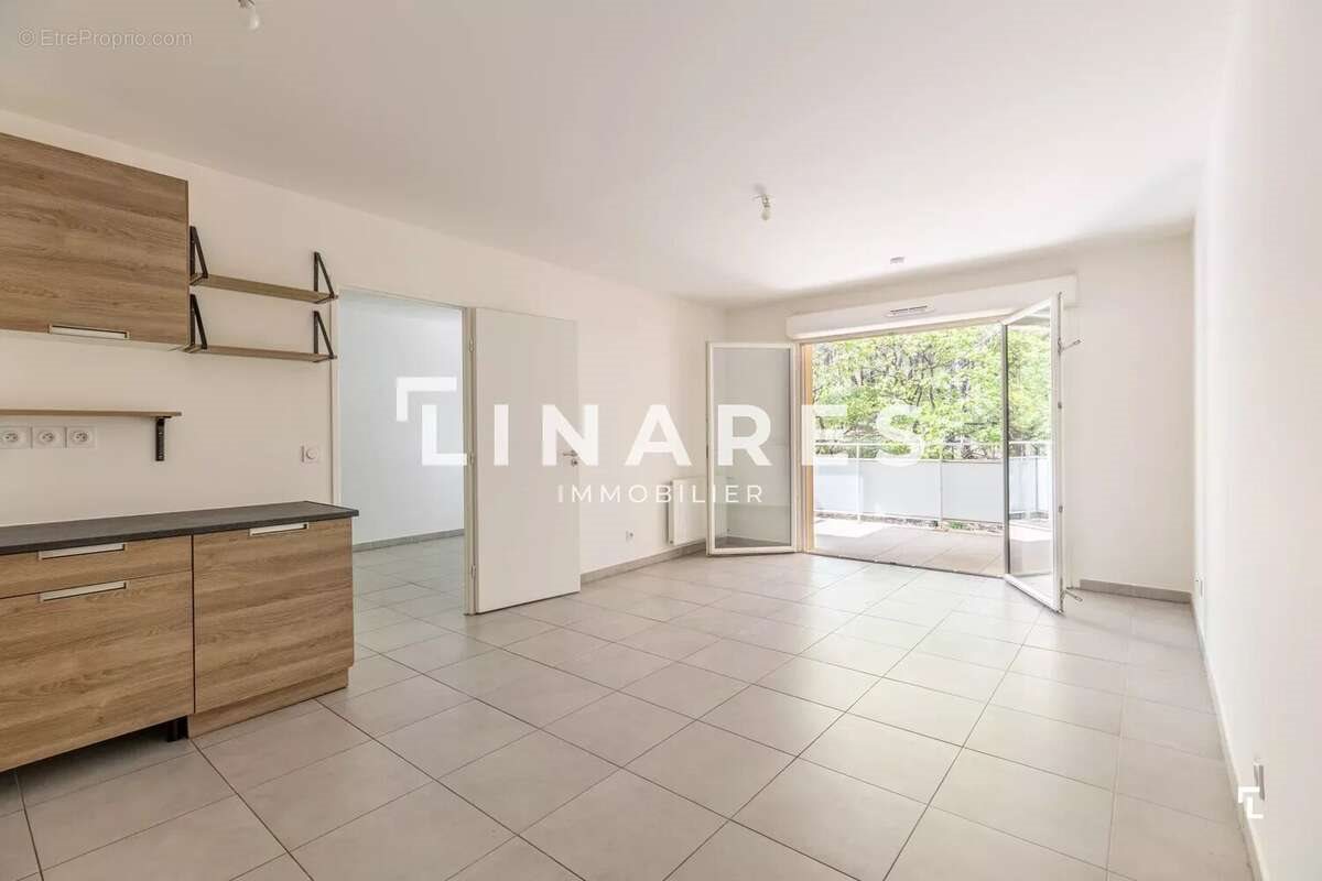 Appartement à vendre, 43m², Rousset