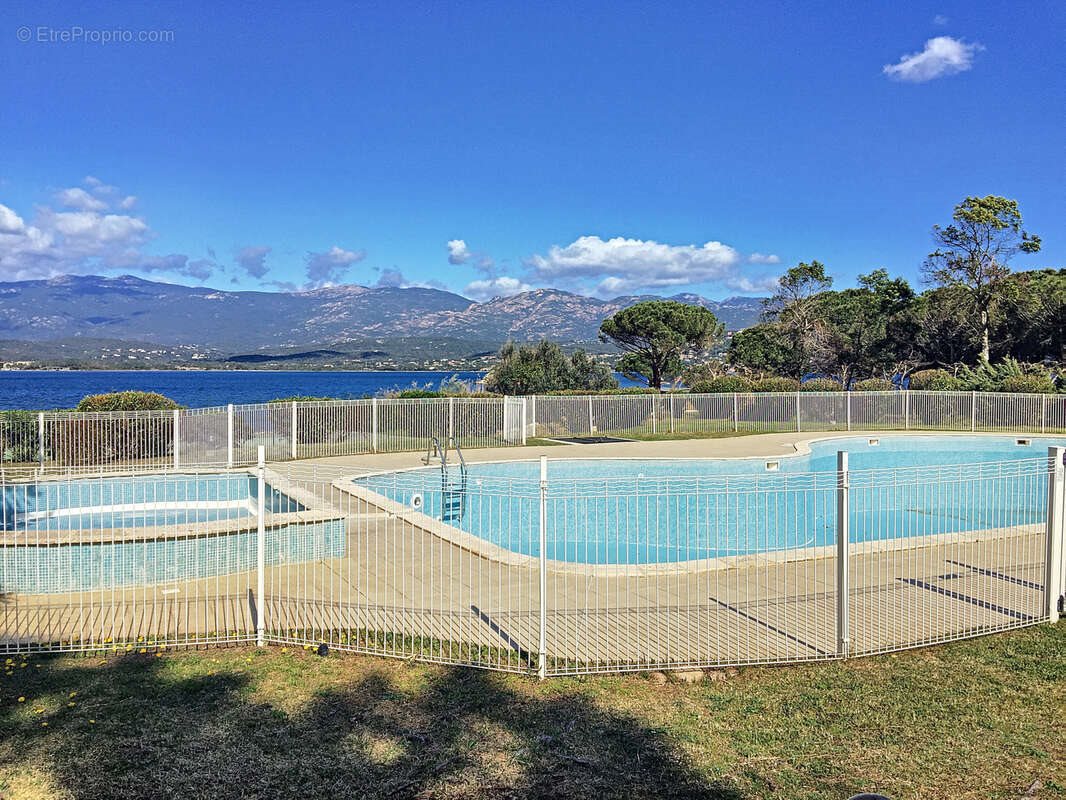 Appartement à vendre, 55m², Porto-Vecchio
