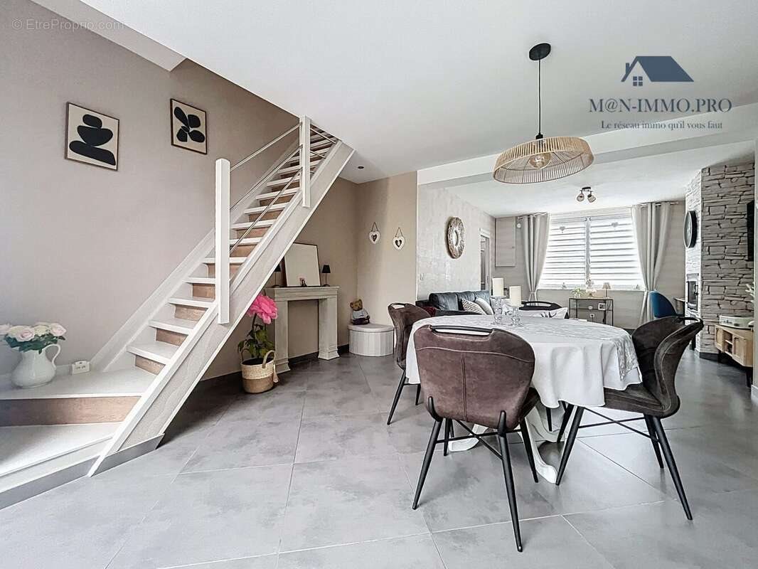 Maison à vendre, 105m², Bousbecque