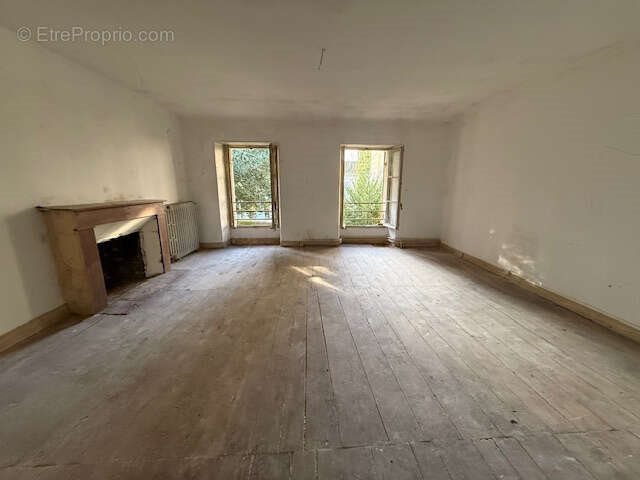 Maison à vendre, 346m², Montguyon