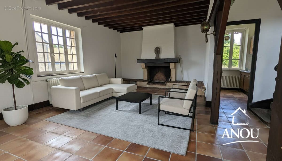 Maison à vendre, 164m², Yèvres