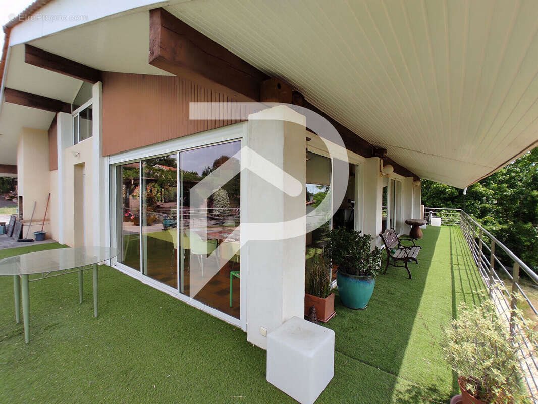 Maison à vendre, 305m², Bonzac