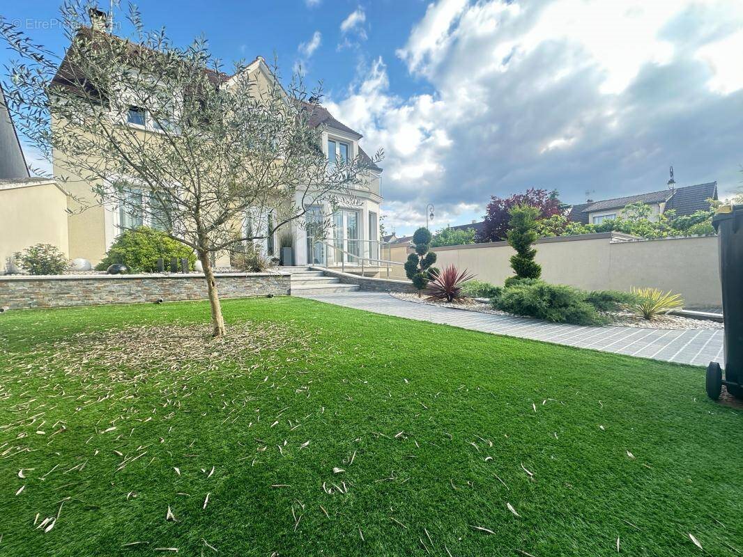 Maison à vendre, 155m², Le Plessis-Trévise