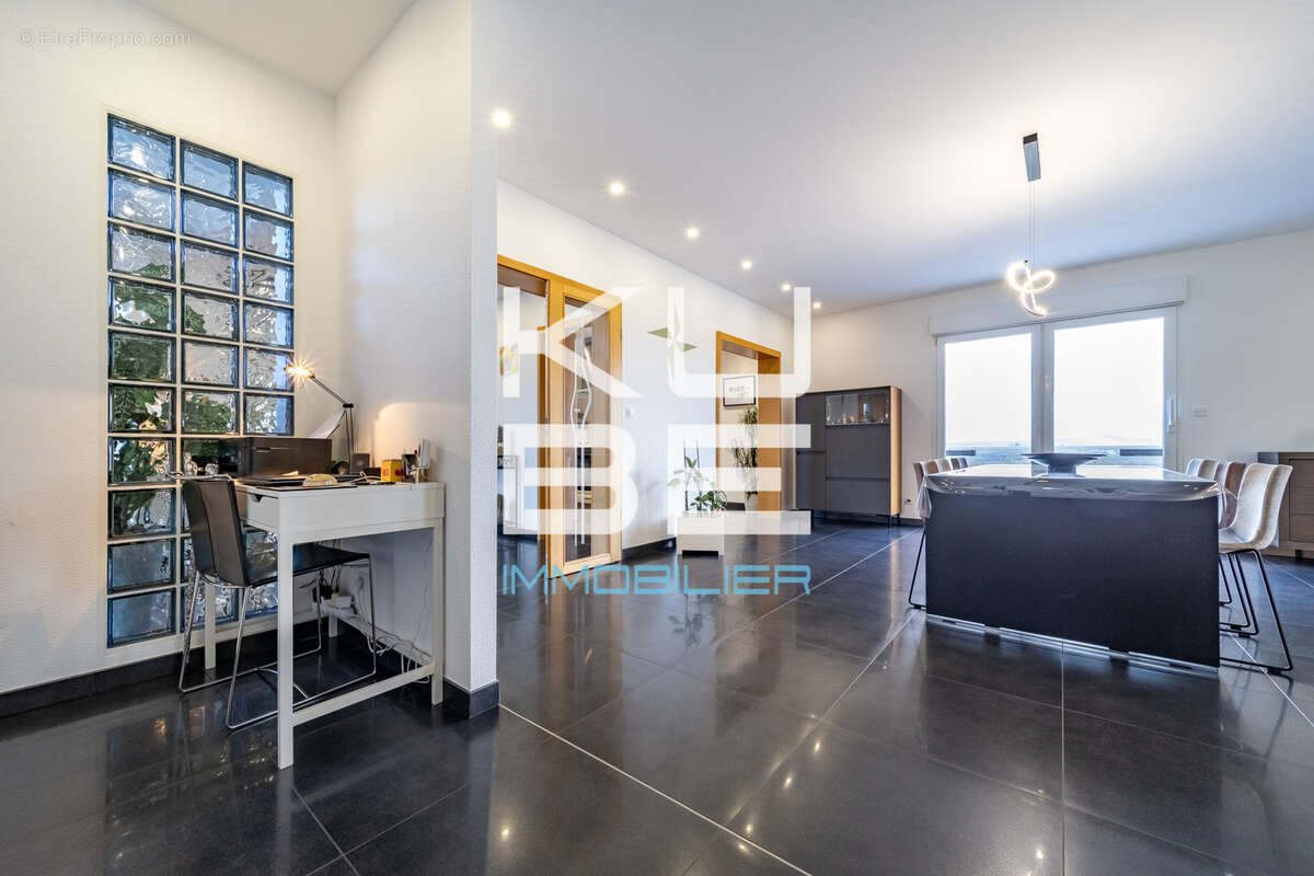 Maison à vendre, 157m², Sorbey