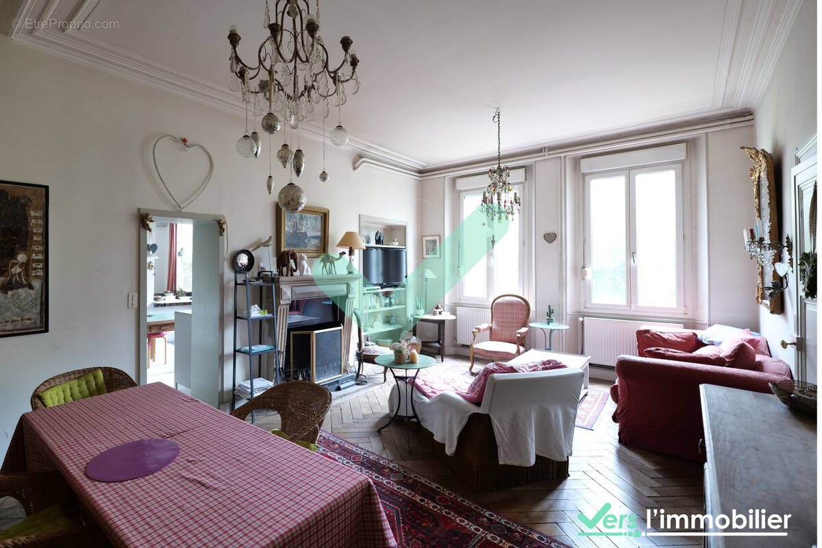 Maison à vendre, 201m², Epernay