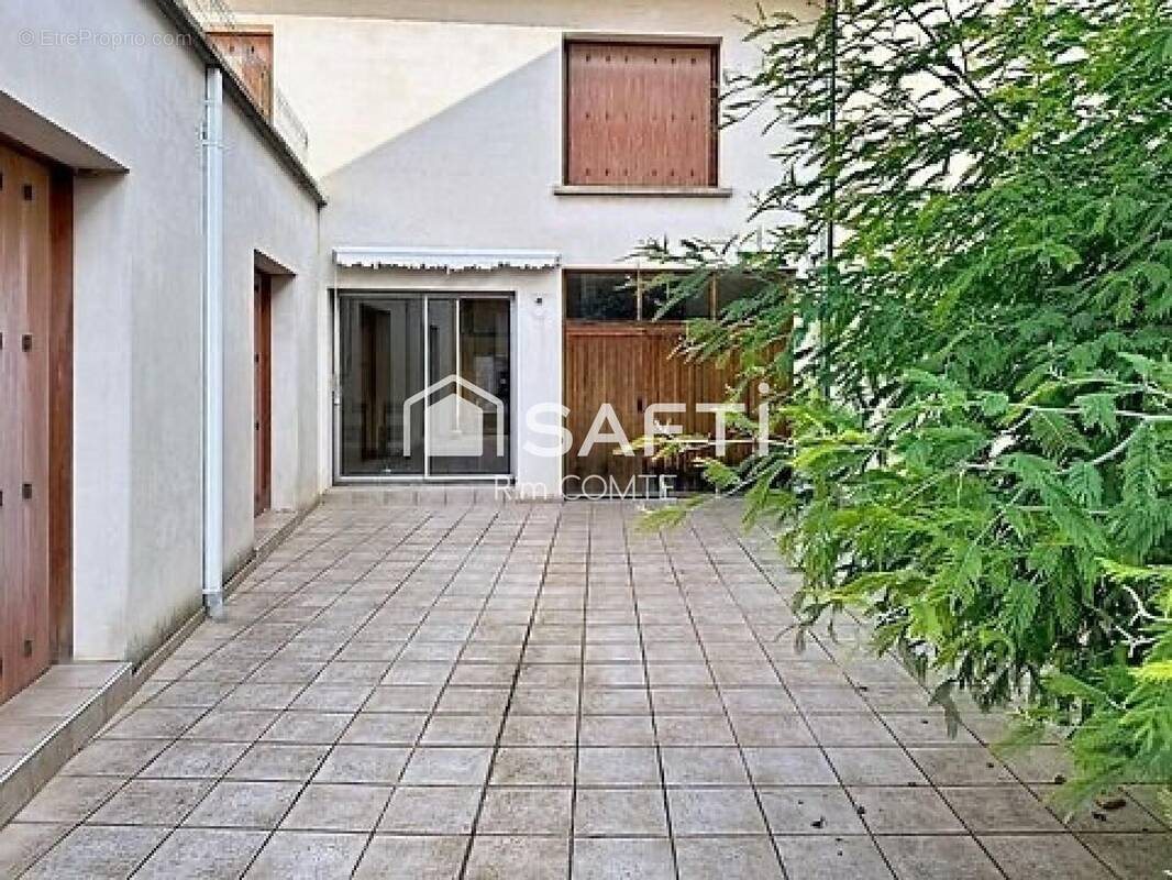 Maison à vendre, 168m², Anneyron