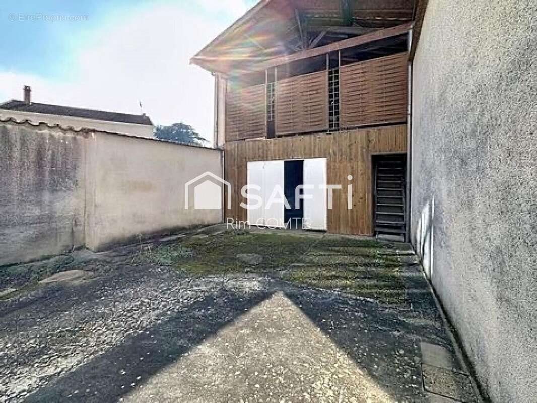 Maison à vendre, 168m², Anneyron