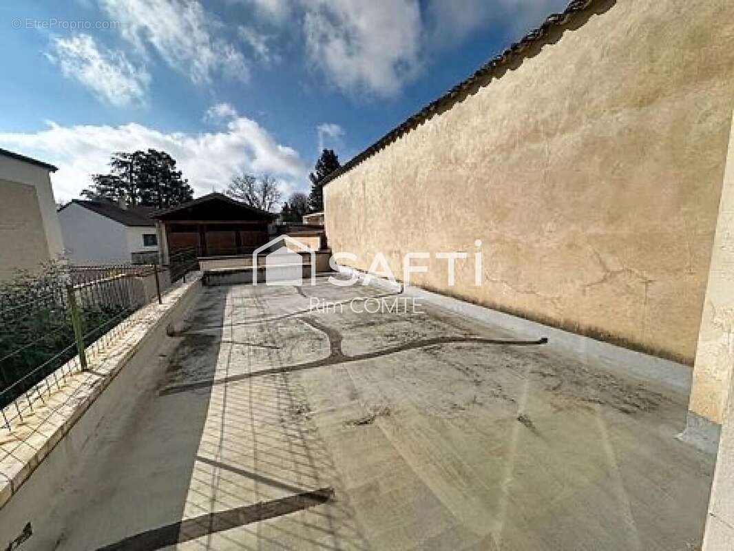 Maison à vendre, 168m², Anneyron