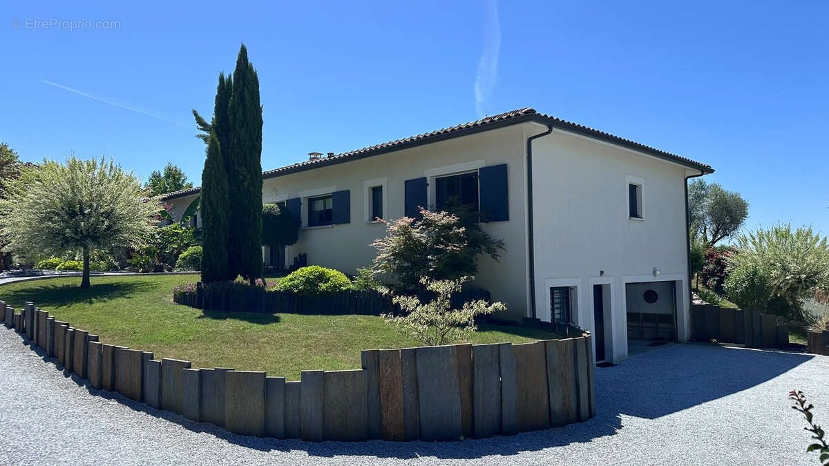 Maison à vendre, 165m², Clermont-Savès