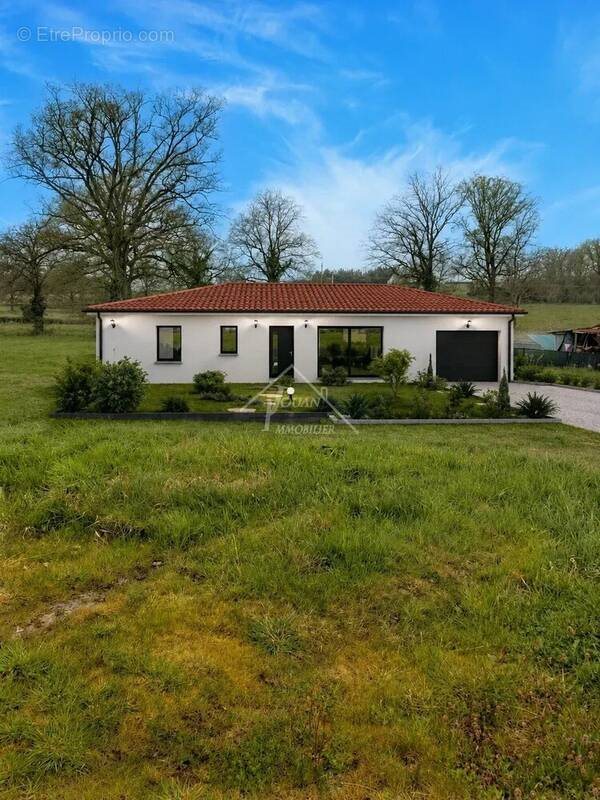 Maison à vendre, 96m², Cosne-d'Allier