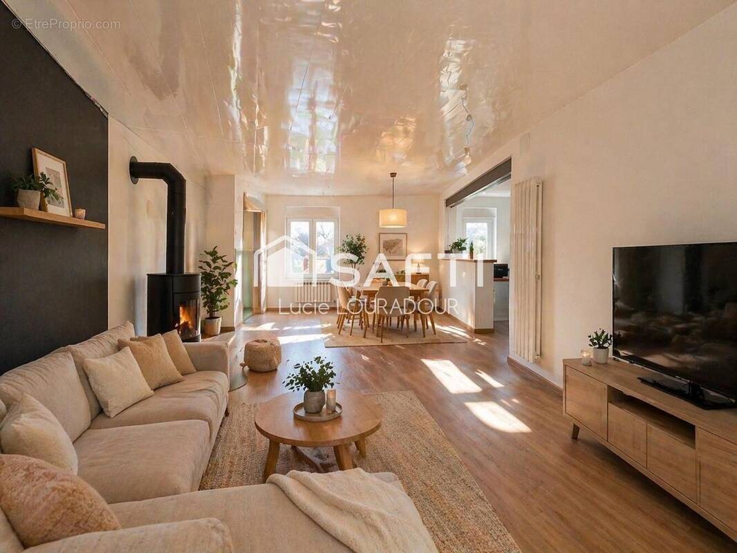 Maison à vendre, 177m², Neuves-Maisons
