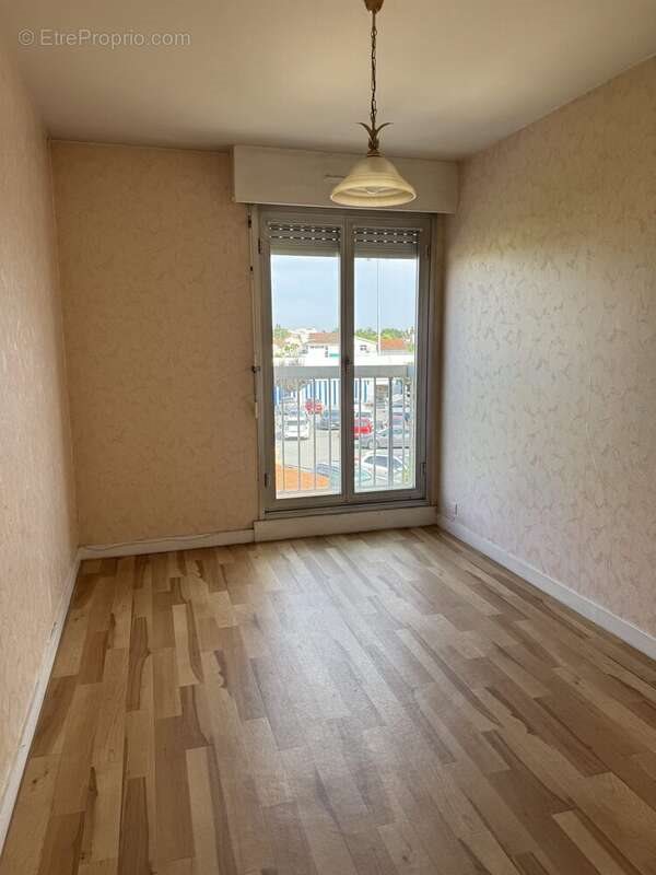Appartement à vendre, 57m², Saintes